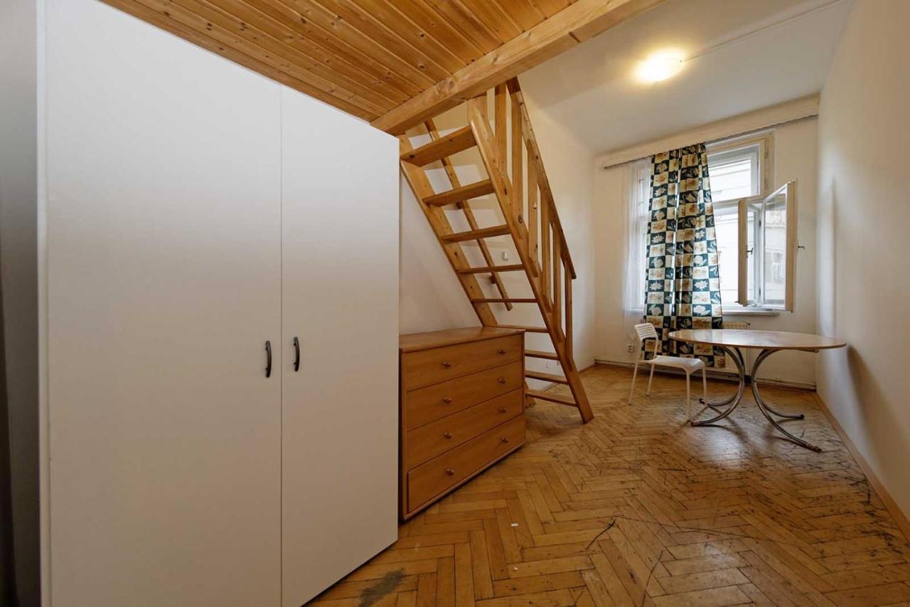 Apartment Lublanska 48 Praga Esterno foto
