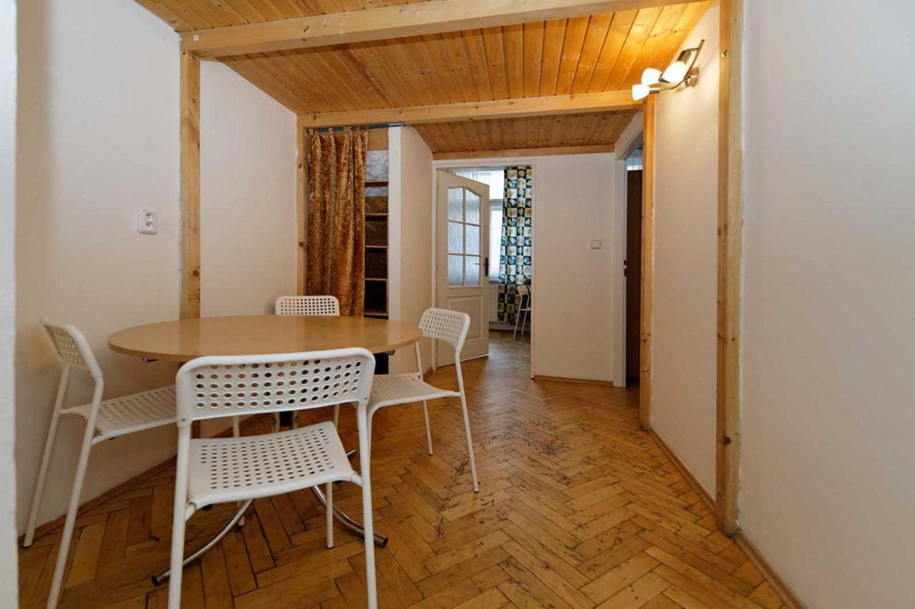 Apartment Lublanska 48 Praga Esterno foto