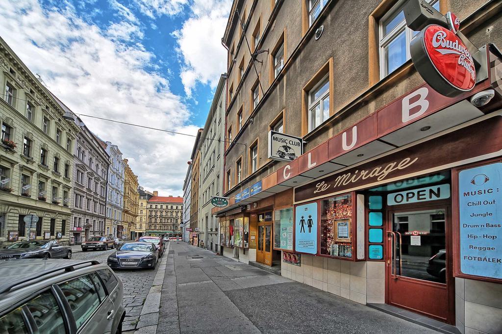 Apartment Lublanska 48 Praga Esterno foto